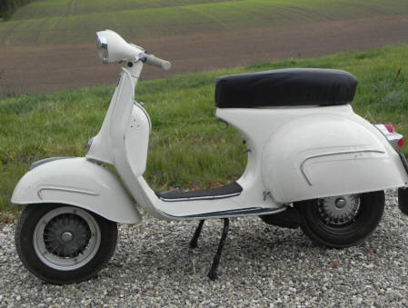 Vespa GS 160 in Original White