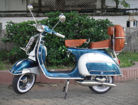 Vespa VLB 150cc in Green Blue/White
