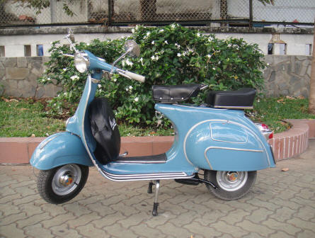 Vespa VBB 150cc in Blue
