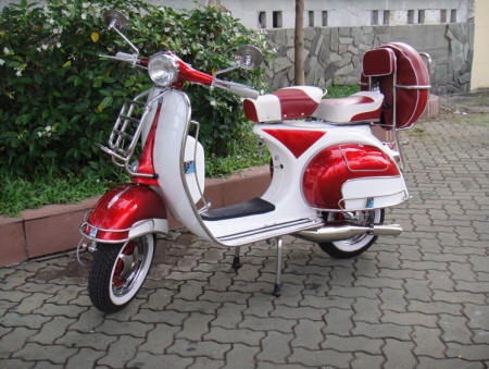 Vespa VBB 150cc in White/White