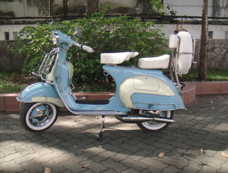 Vespa VBB 150cc in Pastel Blue/Off White